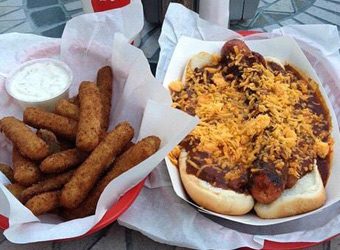 JUMBO HOTDOG WITH FRIED ZUCCHINI